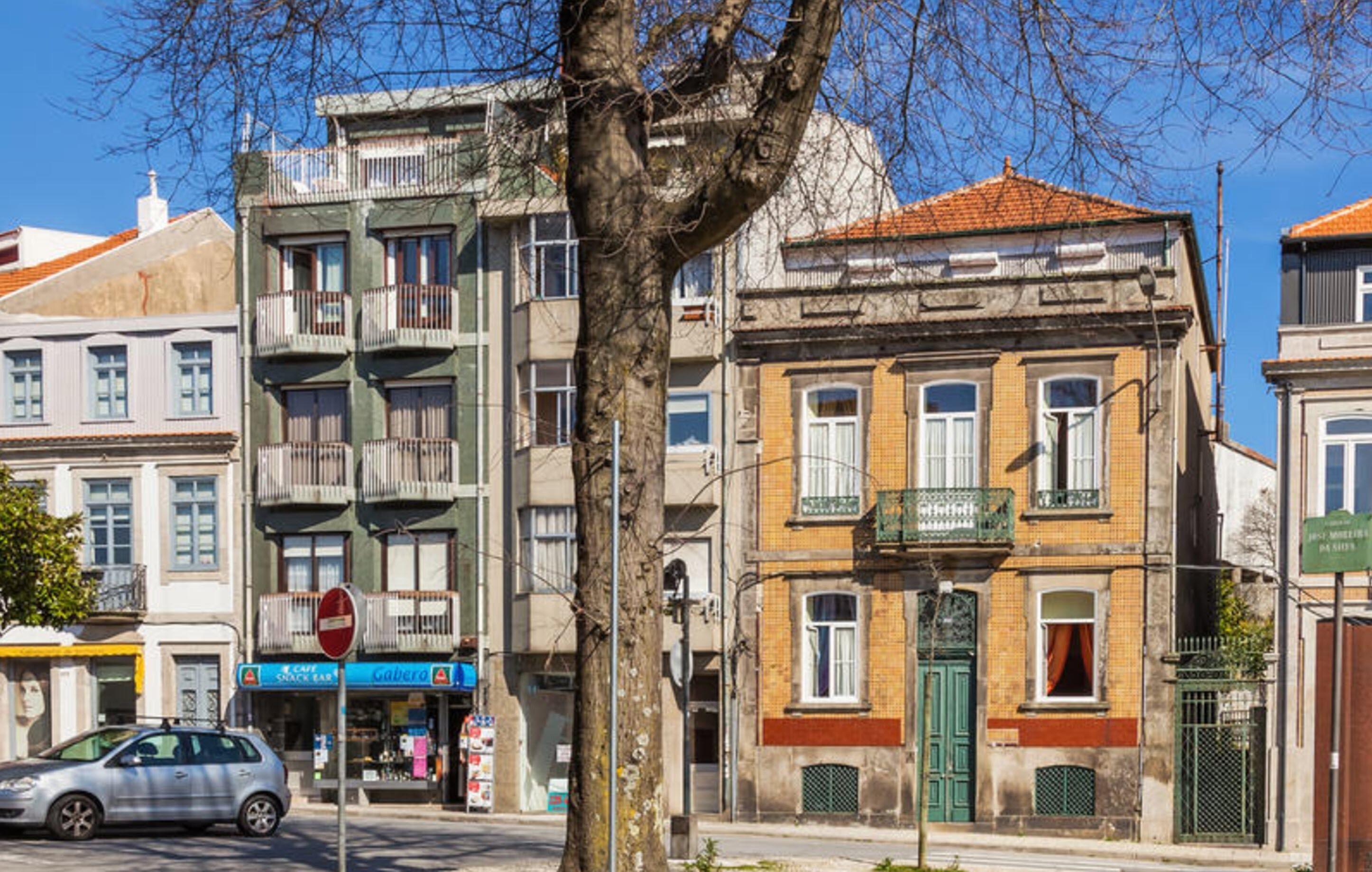 Pedra Iberica, Porto
